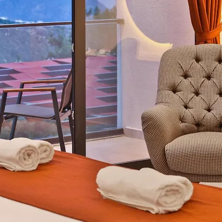 Dera * Kalkan